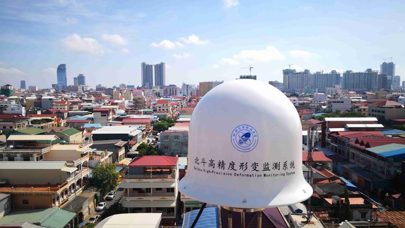 PCB打样工艺流程中的钻孔步骤详解