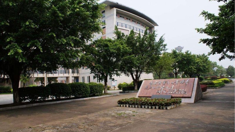 电阻分压计算，你的电子设计助手
